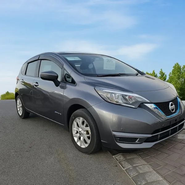 Features:
Push Start
Alloy Rims
Lane Assistance
Hid Xenon Lights
Power Windows
Pre Crash Sensors