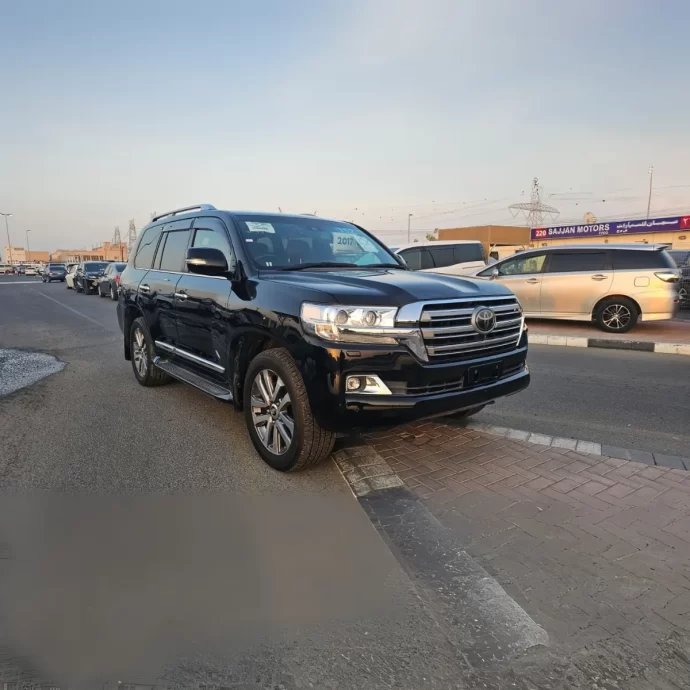 Toyota  Landcruiser